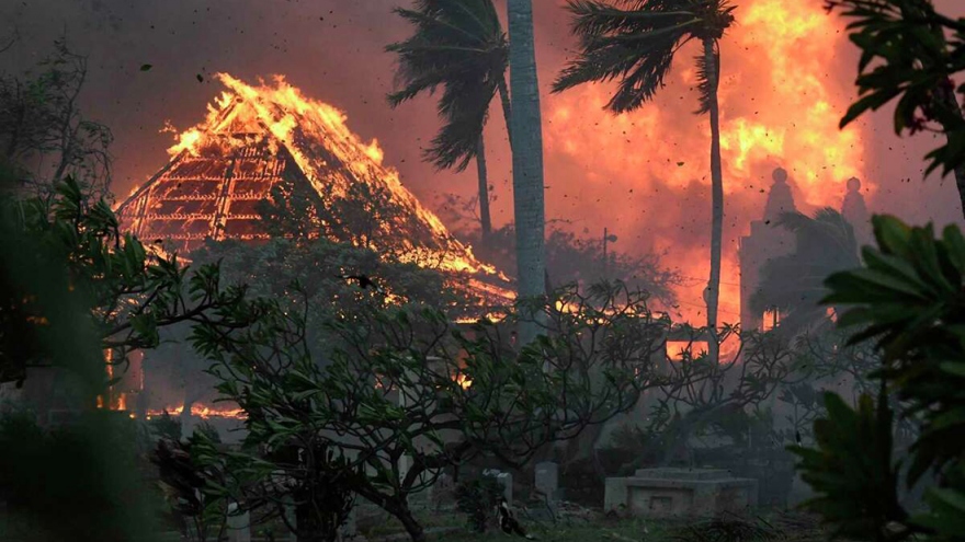 Lệnh sơ tán do cháy rừng ở Hawaii được dỡ bỏ, 388 người vẫn mất tích